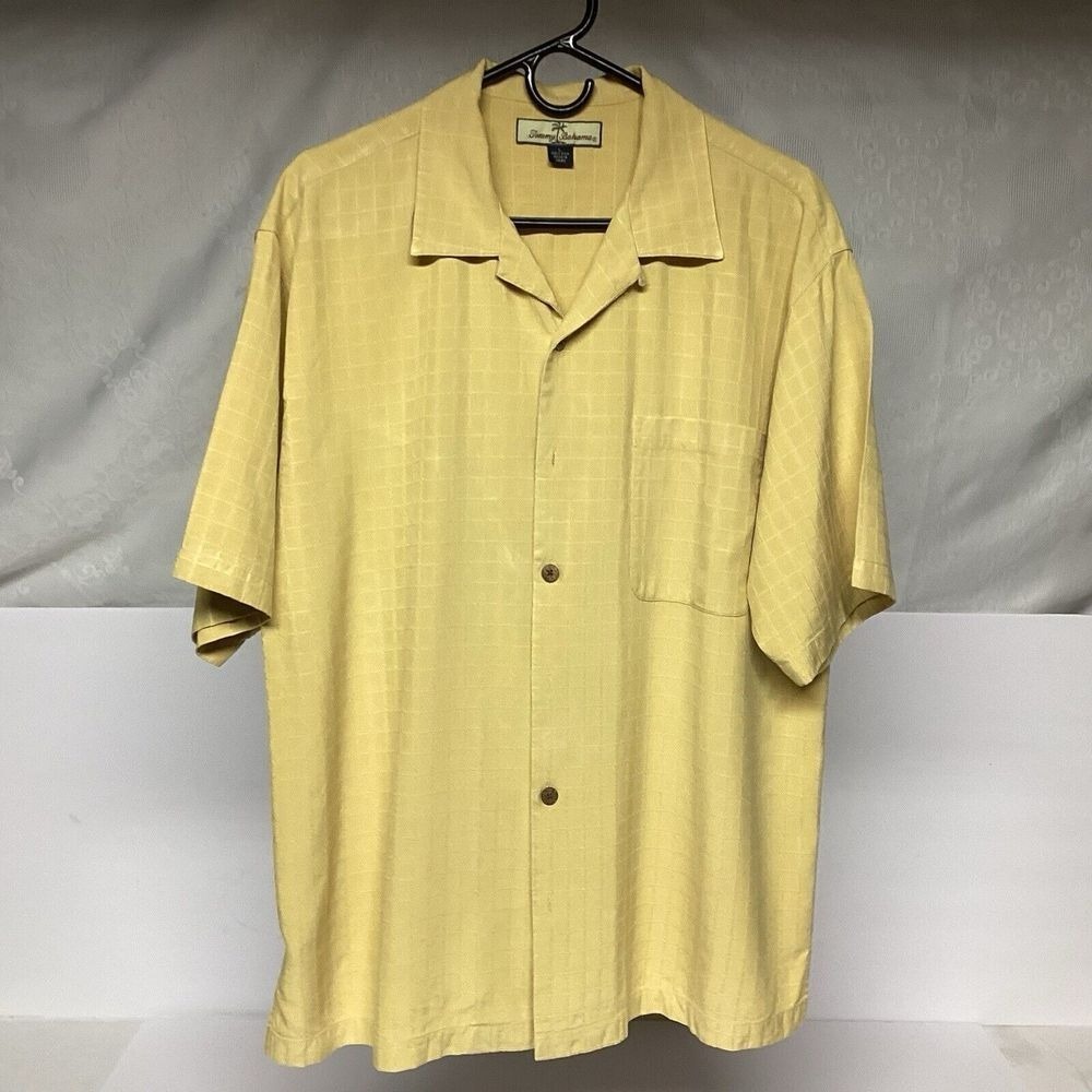 Men's Tommy Bahama Silk Shirt Size L Short Sleeve Button Down Yellow